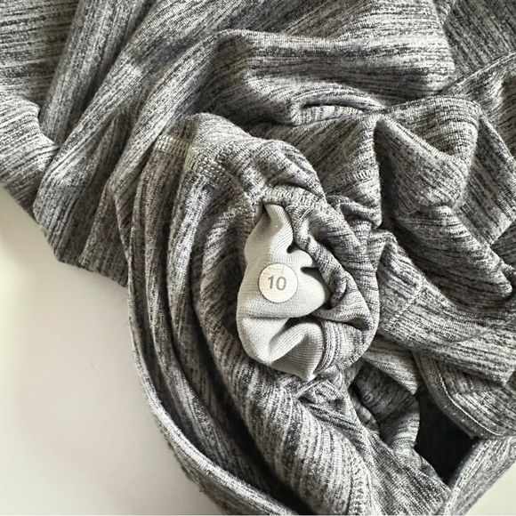 •LULULEMON• Wunder Under Hi Rise Crop 21” Space Dye Camo Grey Size 10 - Picture 4 of 10